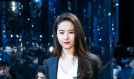 娱乐圈扒爷爆料女明星,某当红女明星惊人内幕大揭秘！