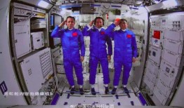 武汉住宅爆料事件视频最新,揭露楼顶违建背后的真相