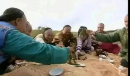 娱乐吃瓜星人是谁发明的,谁发明了这个流行网络用语？