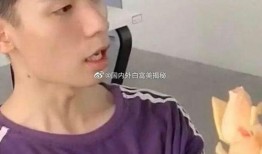 网红帅哥吃瓜图片头像高清,网红帅哥吃瓜瞬间，高清头像引热议