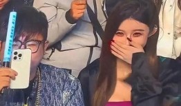 吃瓜拍视频的网红叫什么,揭秘吃瓜拍视频网红的爆红之路